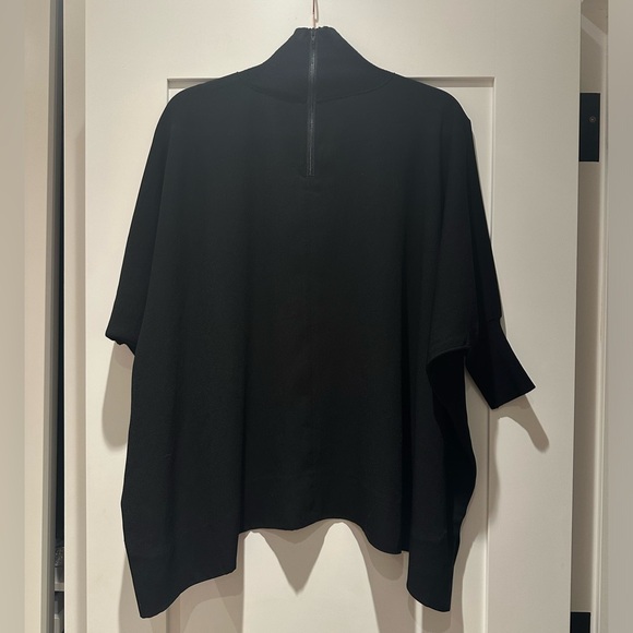 Babaton Billowy Smock Blouse - Picture 2 of 3